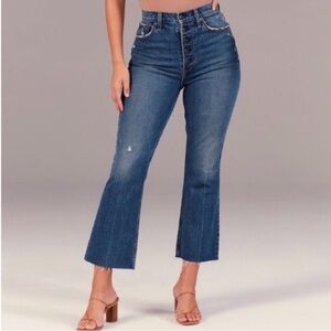 Abercrombie & Fitch The Kick Crop Ultra High Rise Flare Button Fly Womens 28 6 S